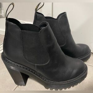 Brand new Doc Martens Hurston Chelsea Boots
